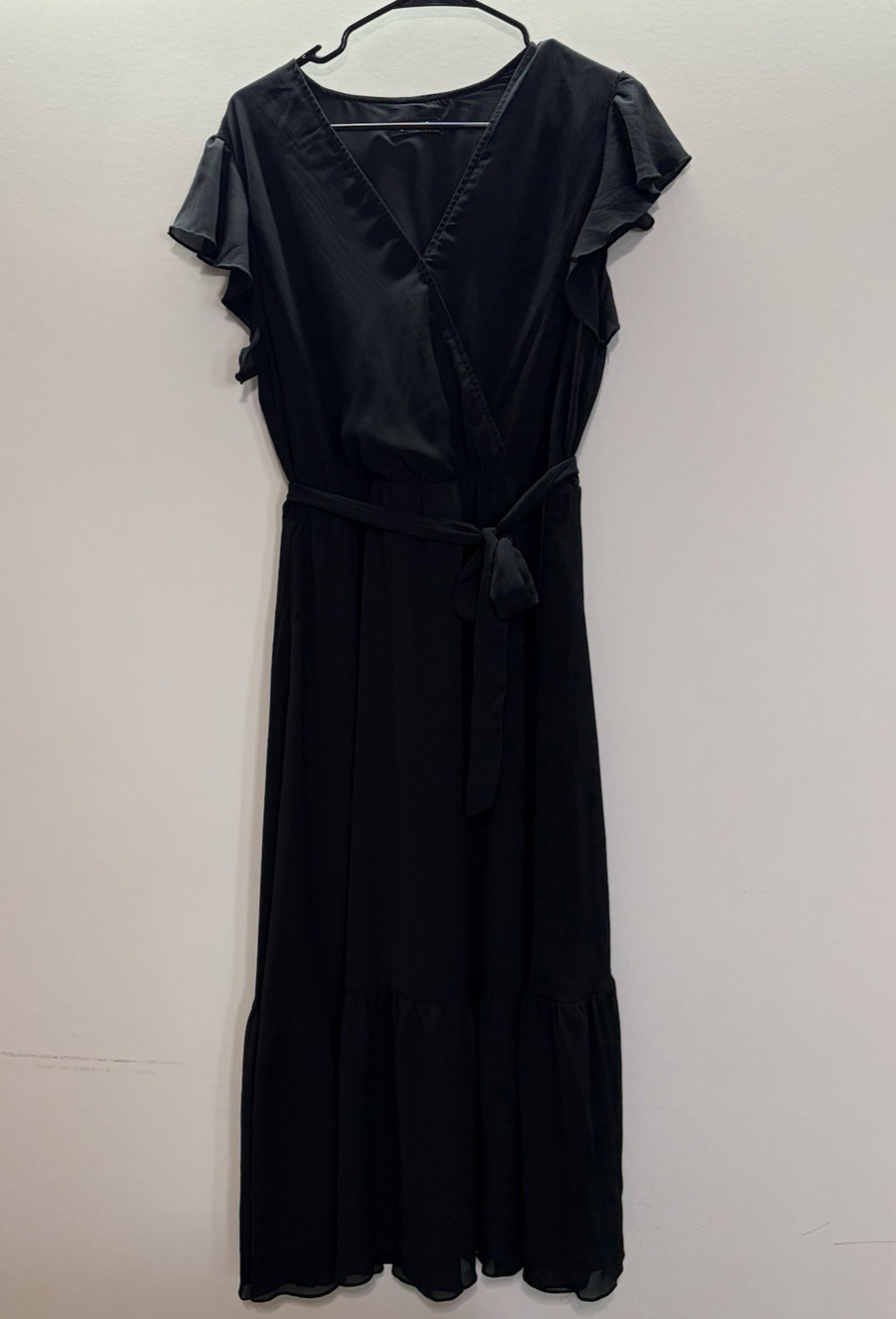BTFBM Dress Women's Size Large Black Maxi V-Neck Lined Waist Tie